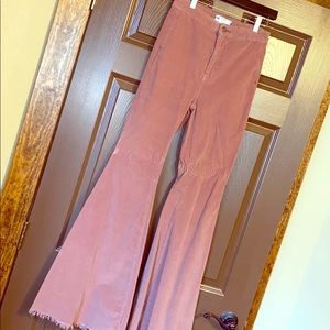 Free People pink bell bottom pants size 27